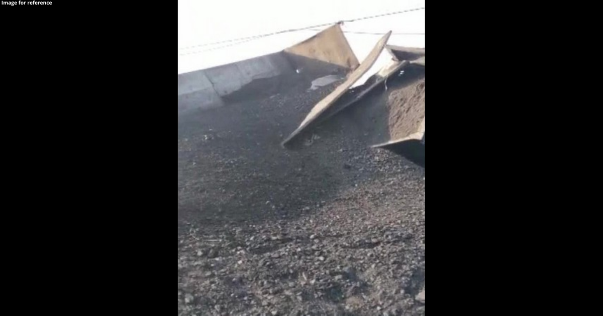 53 wagons of coal-laden goods train derail in Bihar's Gurpa